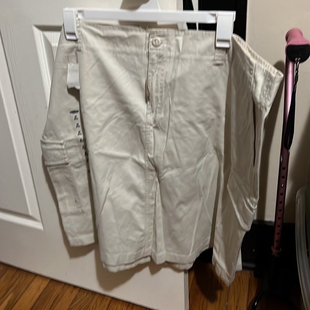 Woman Old Navy skirt